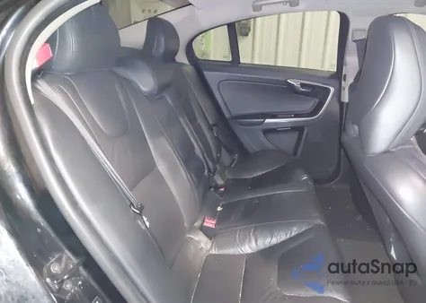 2012 Volvo S60 T5 z USA, uszkodzony, nr VIN YV1622FS1C2092893